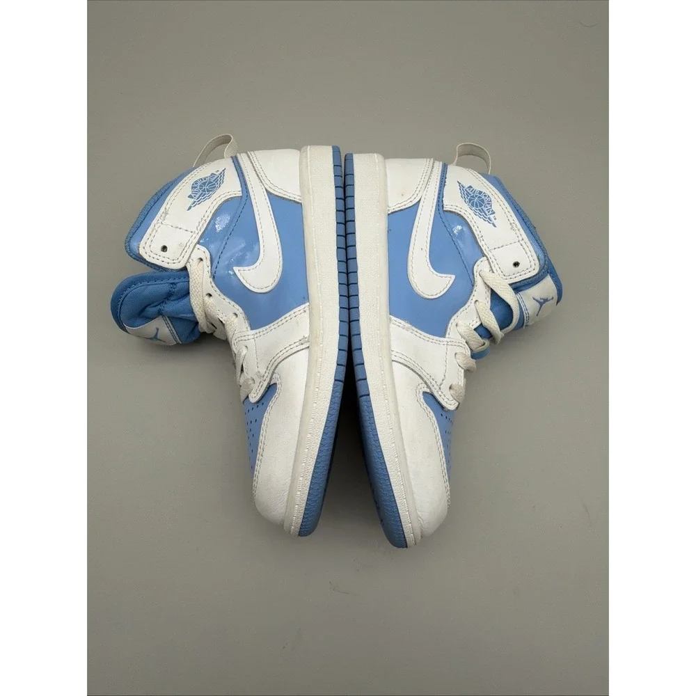Air Jordan 1 Mid UNC University Blue - Youth Size 1Y Classic AJ1  GreatCondition